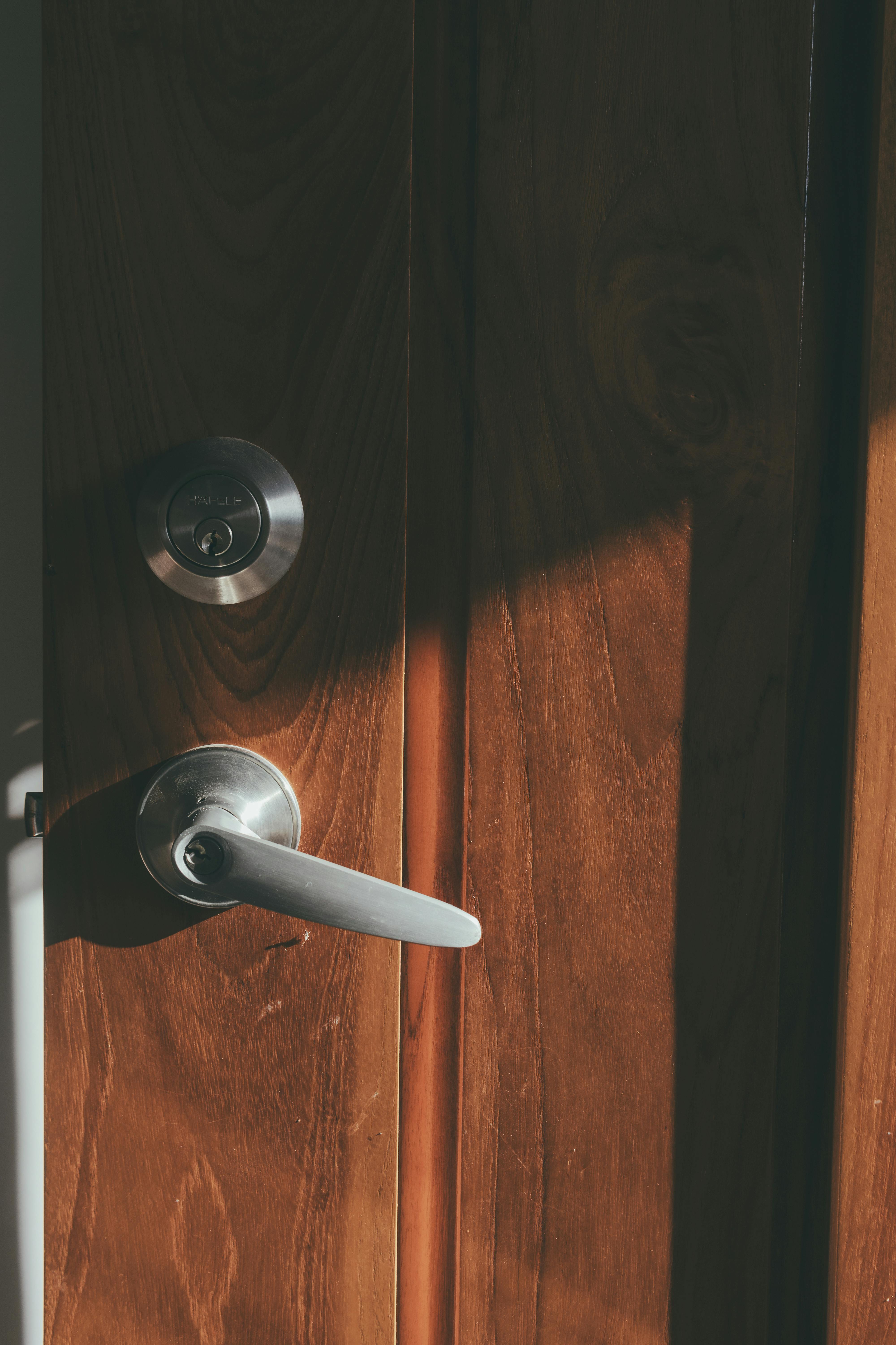 Automotive locksmith services